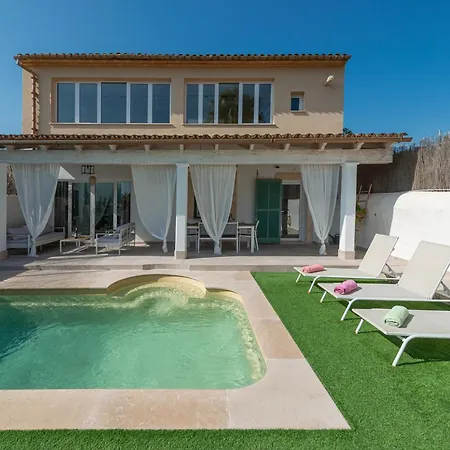 Es Closet Villa *